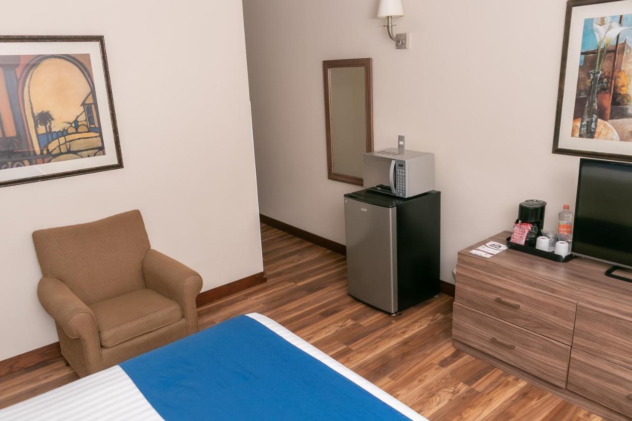 Best Western Plus Chihuahua Aeropuerto Eksteriør billede