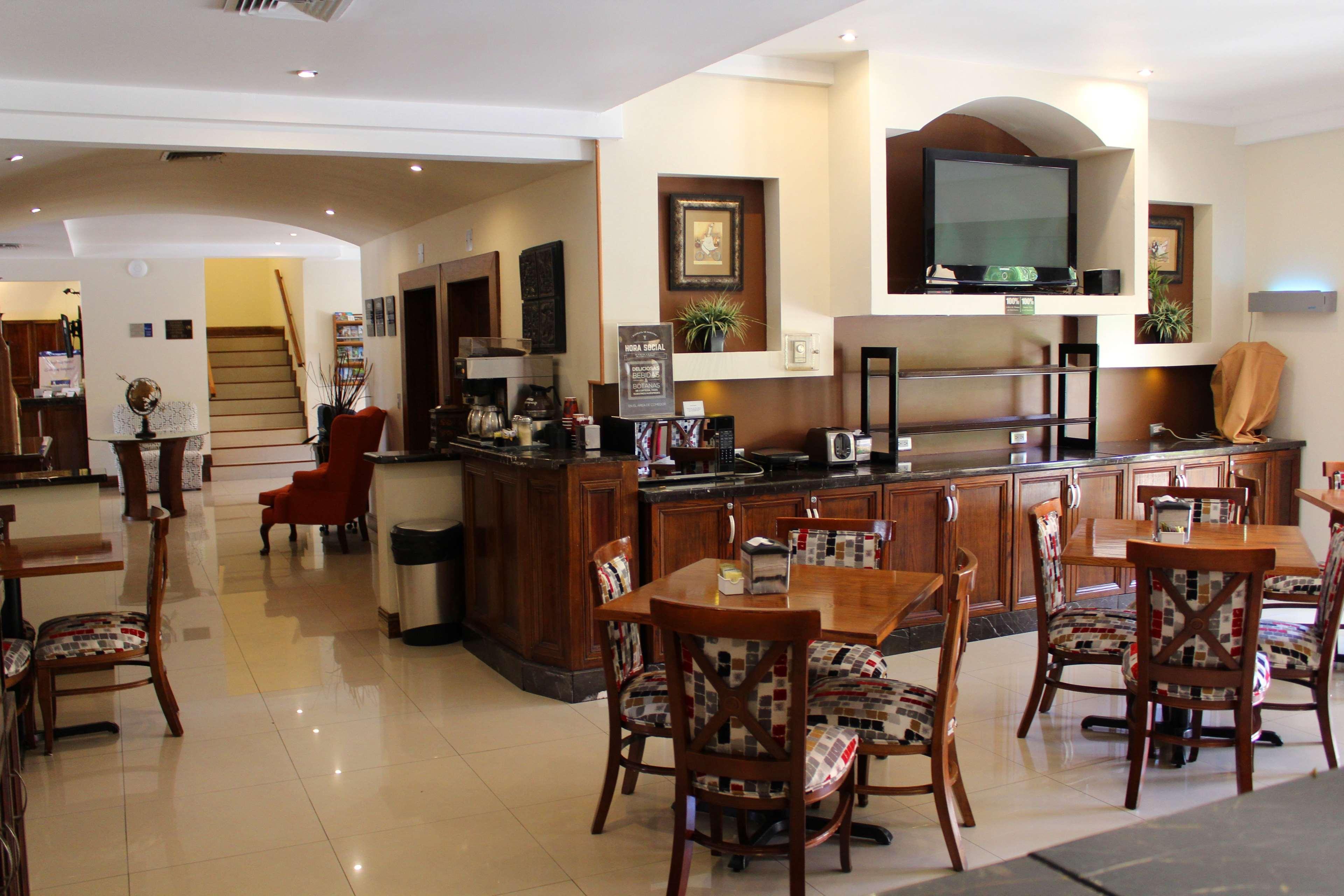 Best Western Plus Chihuahua Aeropuerto Eksteriør billede