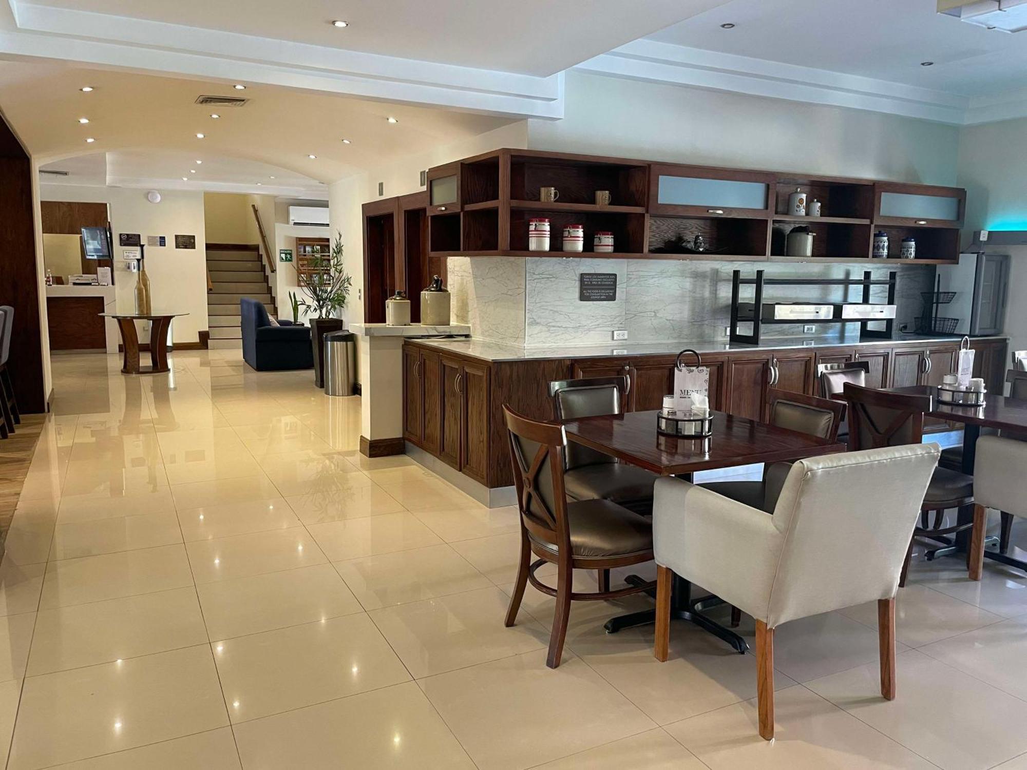 Best Western Plus Chihuahua Aeropuerto Eksteriør billede