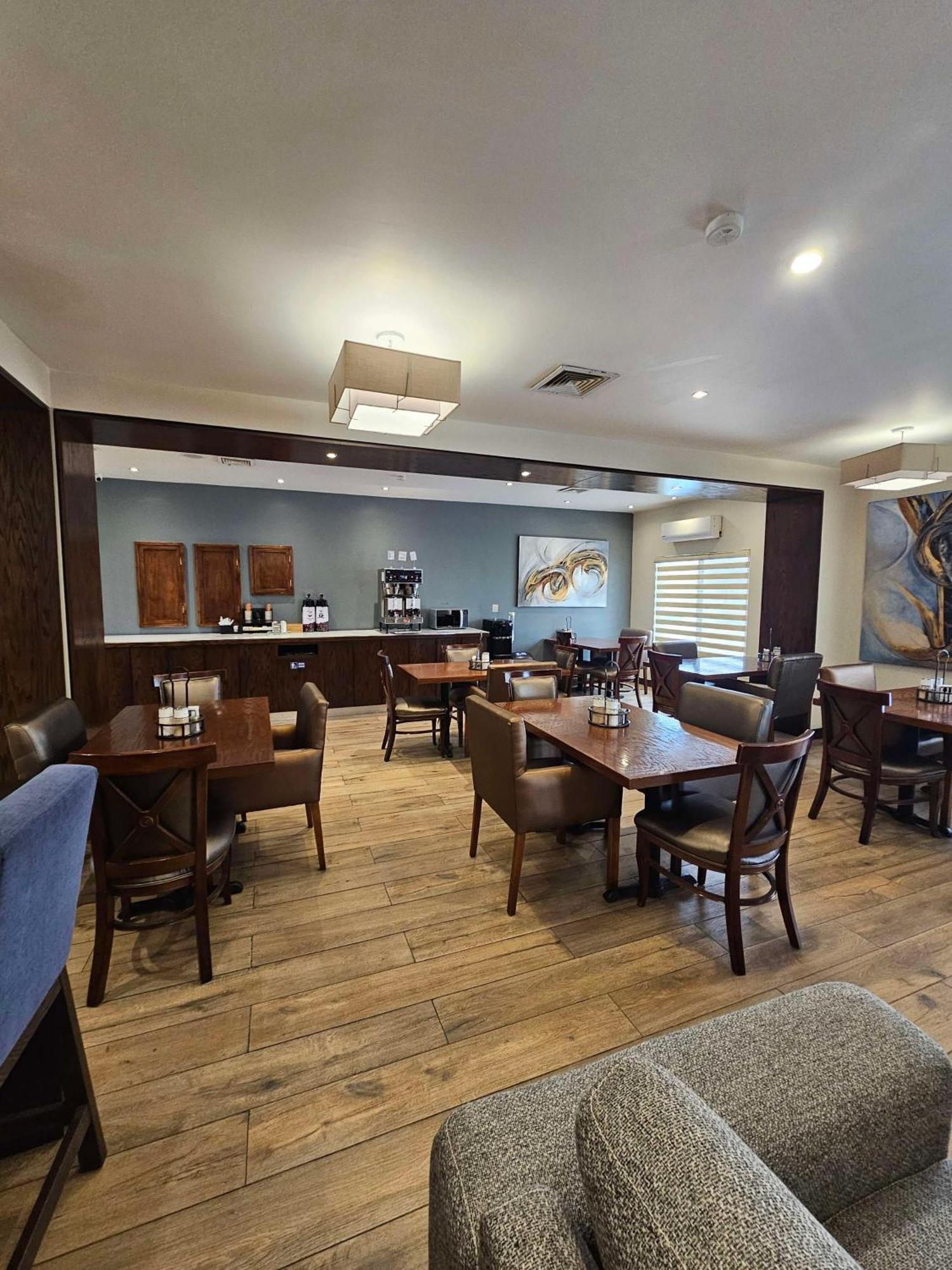 Best Western Plus Chihuahua Aeropuerto Eksteriør billede